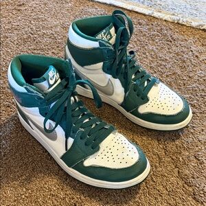 Men’s Nike Air Jordan high top sneakers tennis shoes sz 6.5 Green white